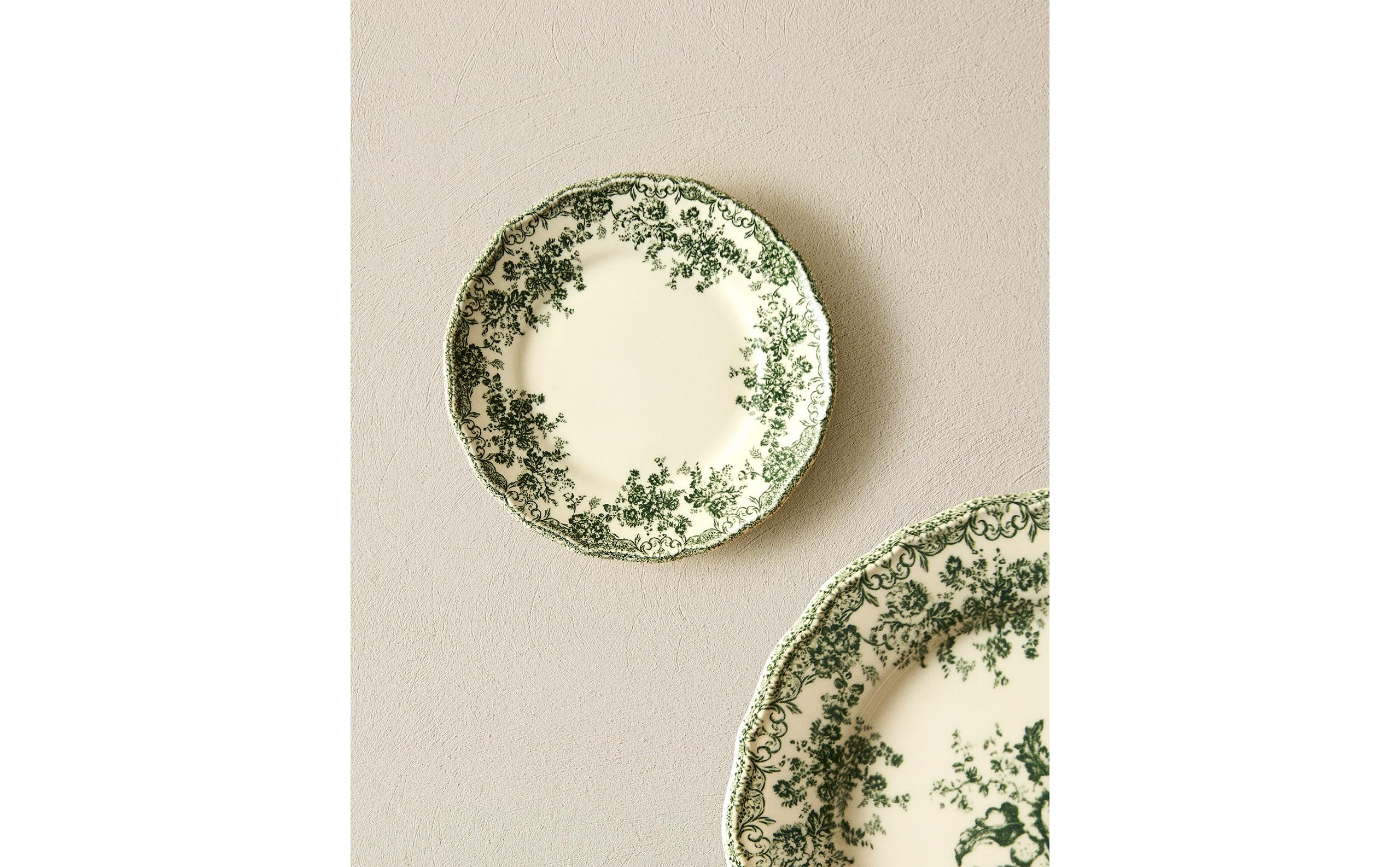 花柄デザインの皿3枚セット サイドプレート クレイポッタリー 花柄 | Zara Home 日本/Japan