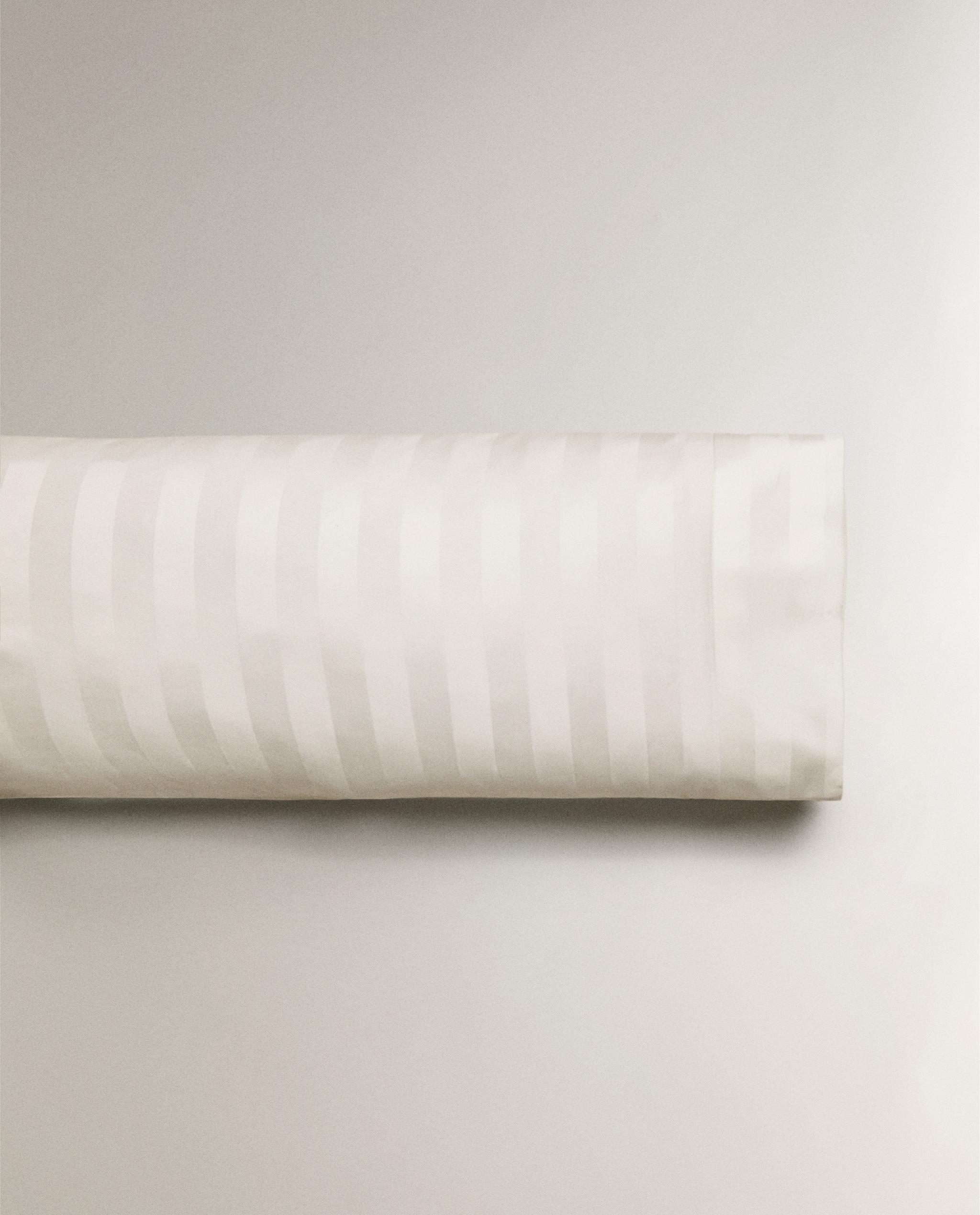 STRIPED SATEEN PILLOWCASE (500 THREAD COUNT) product thumbnail 14