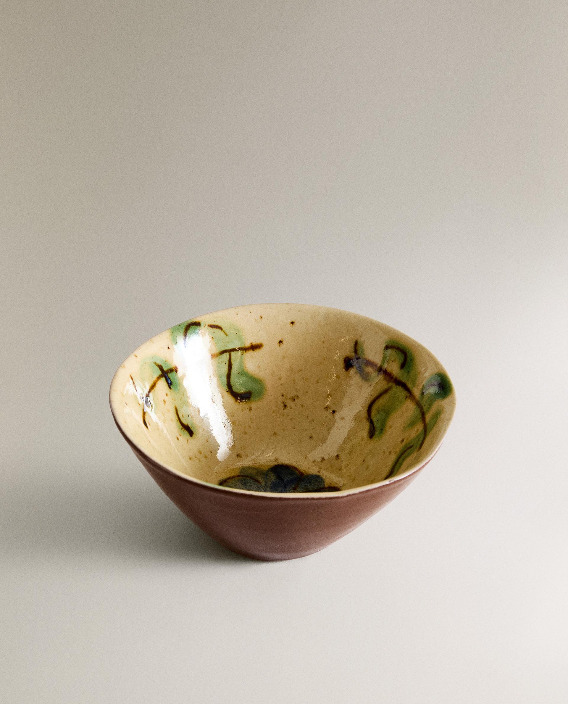 FLORAL EARTHENWARE BOWL