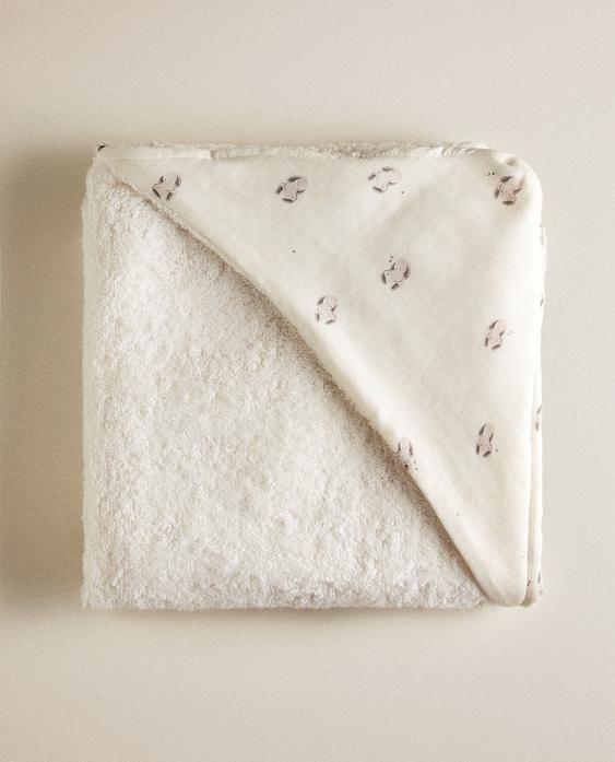 BUNNY HOODED BABY TOWEL BUNNY HOODED BABY TOWEL
