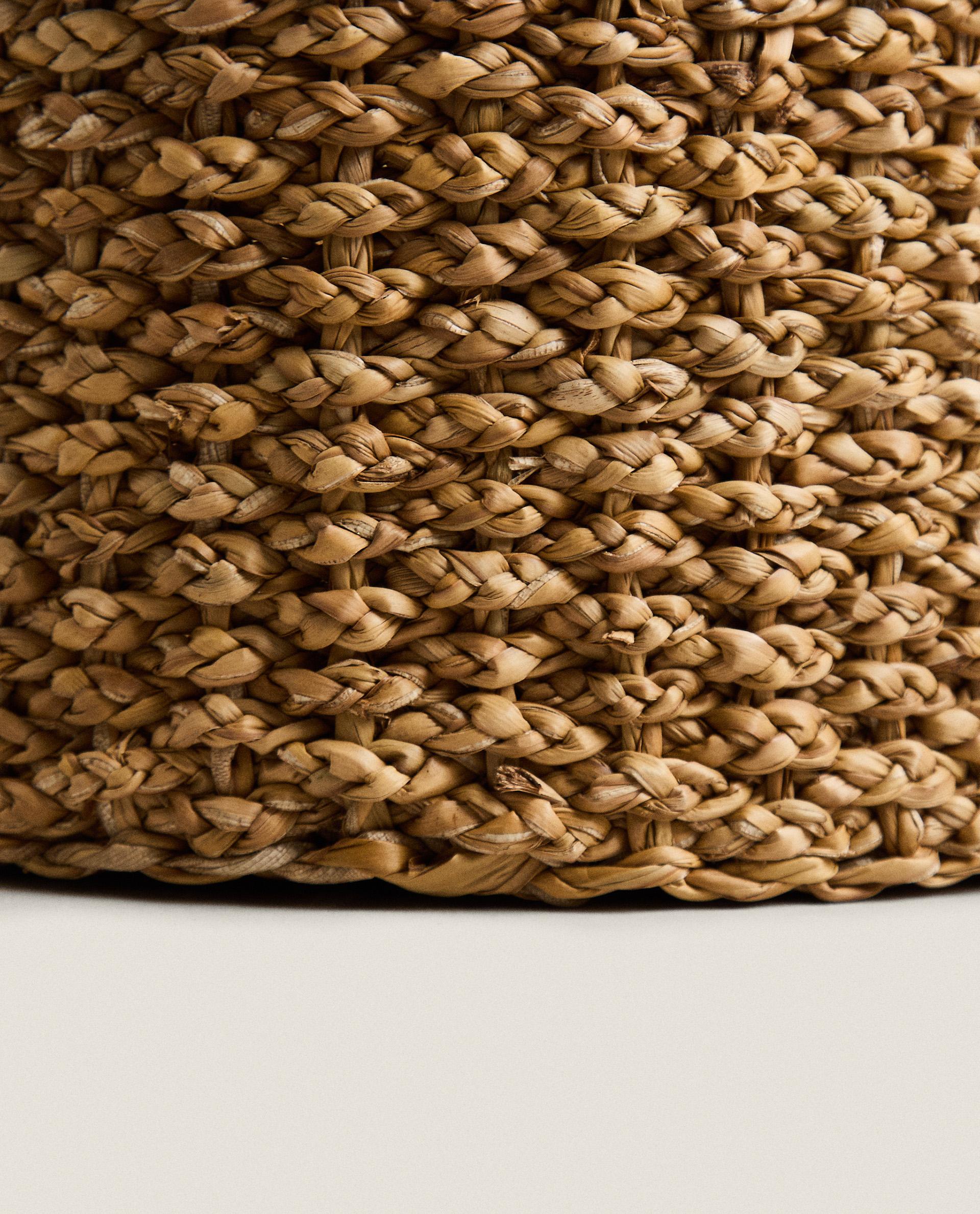 ROUND SEAGRASS BASKET product thumbnail 2
