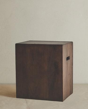 WOODEN CUBE SIDE TABLE
