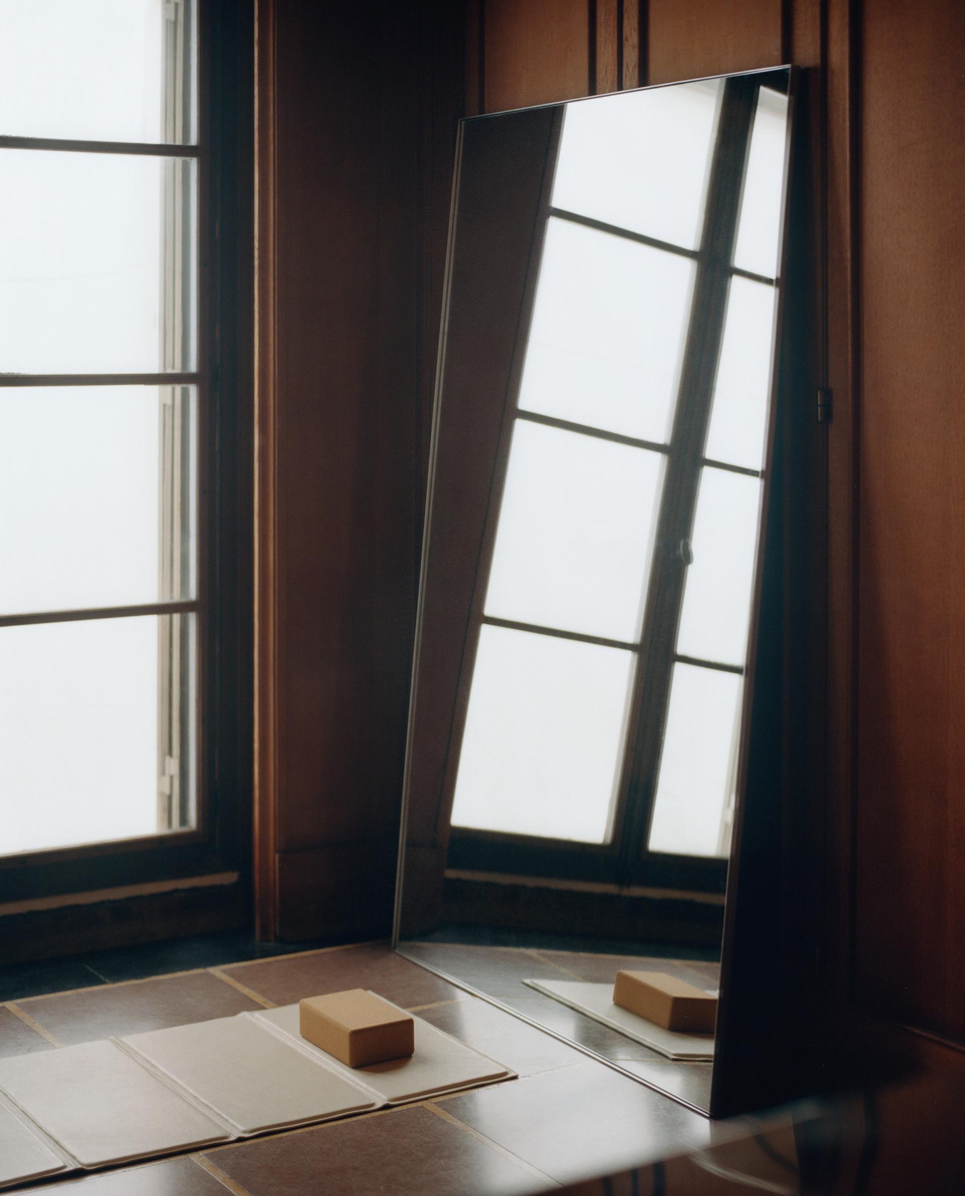 SILVER BORDER FULL LENGTH MIRROR | Zara Home United States of America