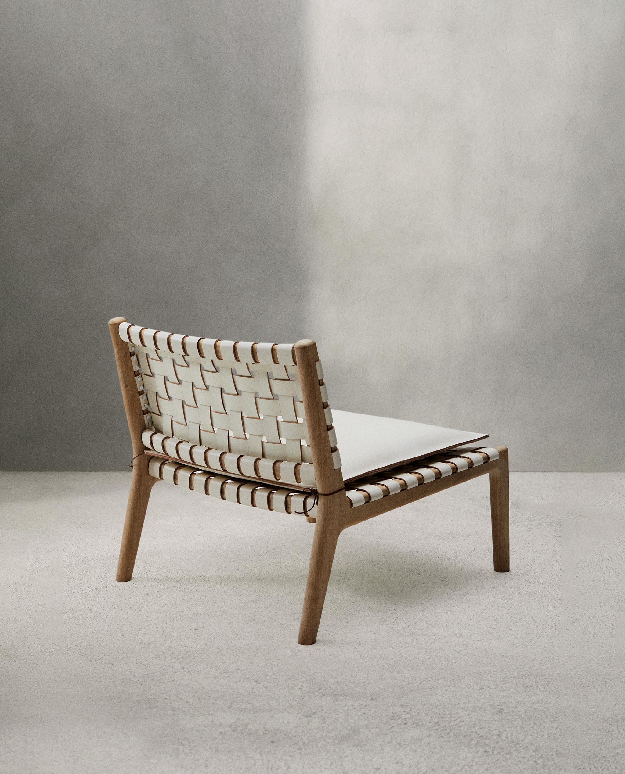 LOUNGE CHAIR 01 product thumbnail 15
