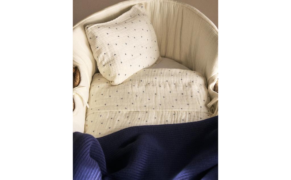 DOTTED COTTON MINI COT SHEET SET