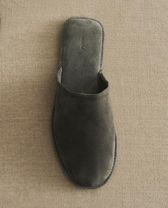 ZAPATILLA PIEL ESTUCHE ZAPATILLA PIEL ESTUCHE