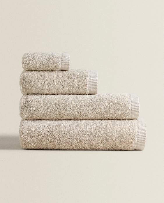 PLAIN COTTON TERRY BATH TOWEL (500 GXM²) PLAIN COTTON TERRY BATH TOWEL (500 GXM²)