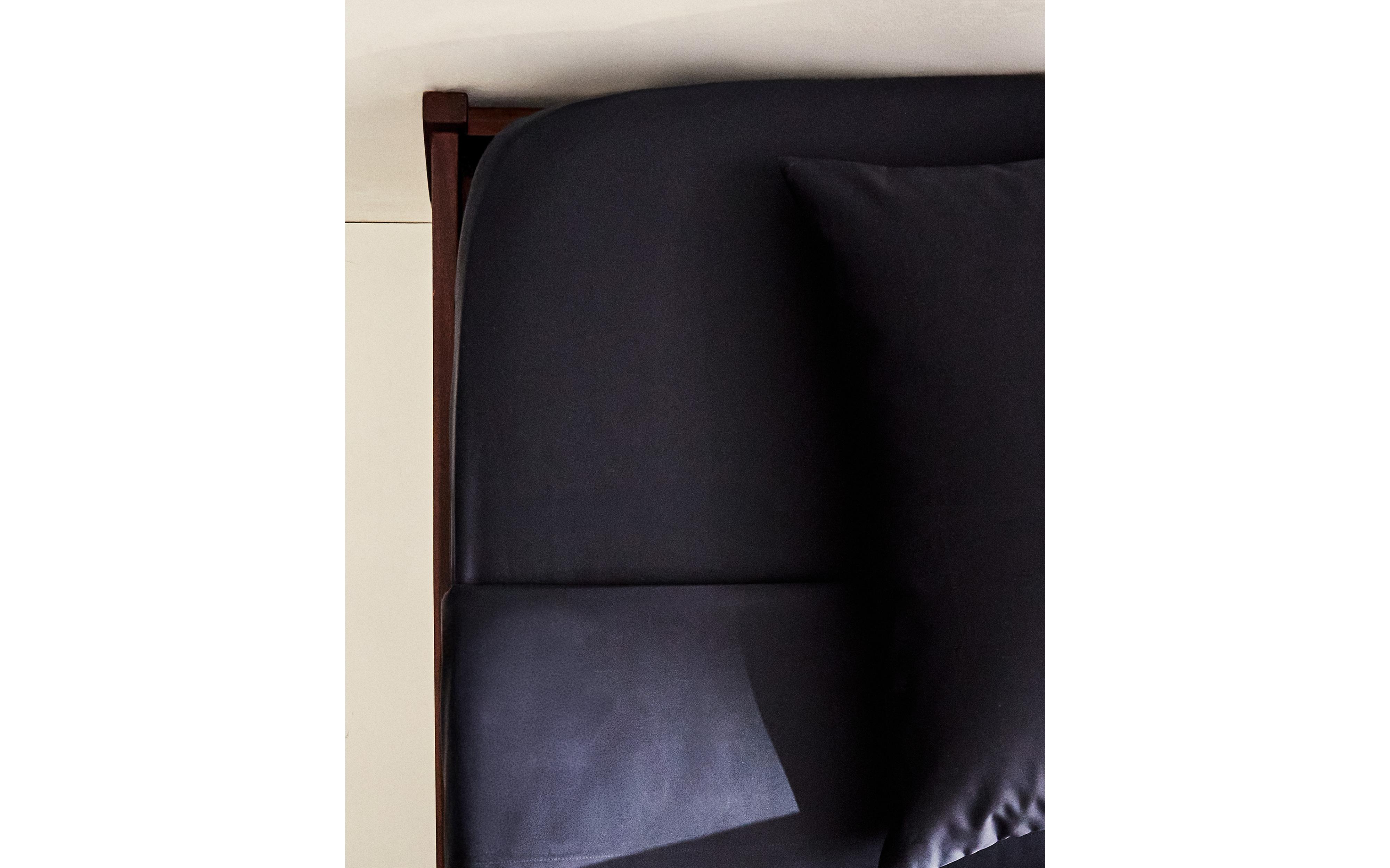 SATEEN FITTED SHEET | 30 CM HIGH (1000 THREAD COUNT) product thumbnail 7