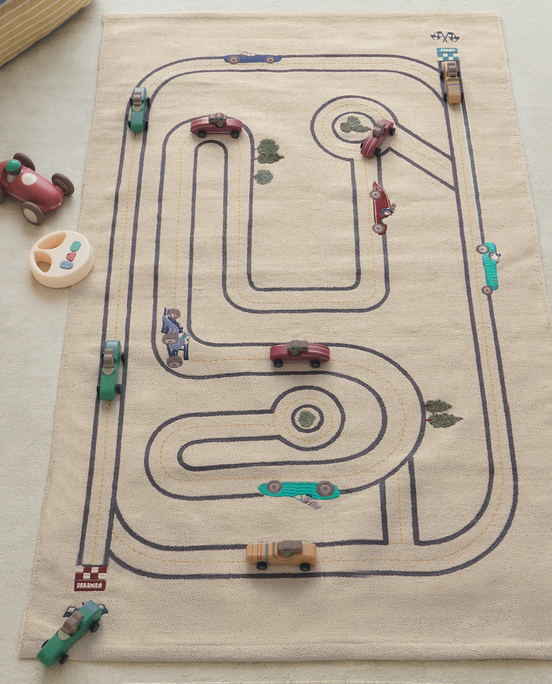 CHILDREN'S RACE TRACK RUG | Zara Home Monaco