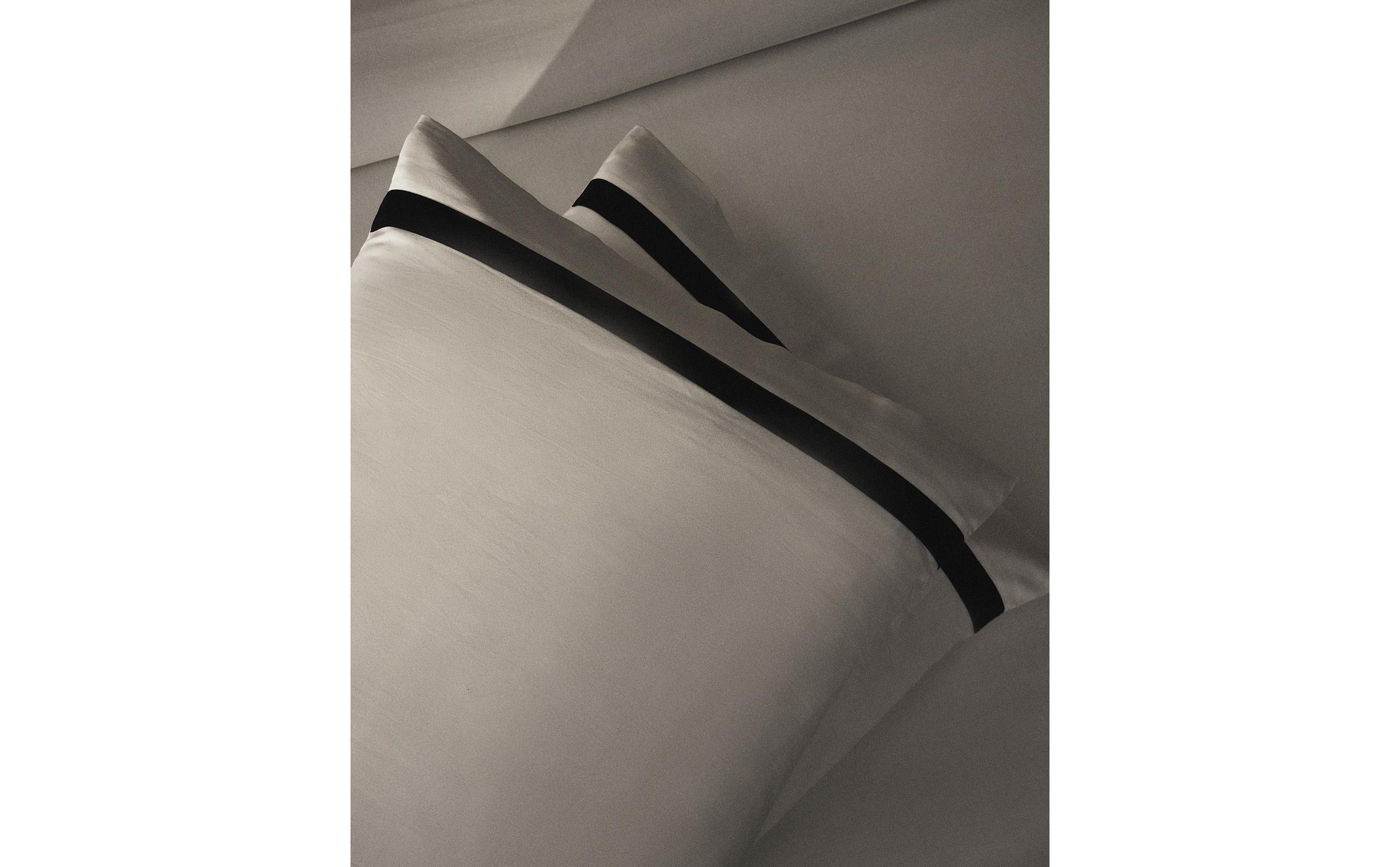 BORDERED SATEEN PILLOWCASE product thumbnail 9