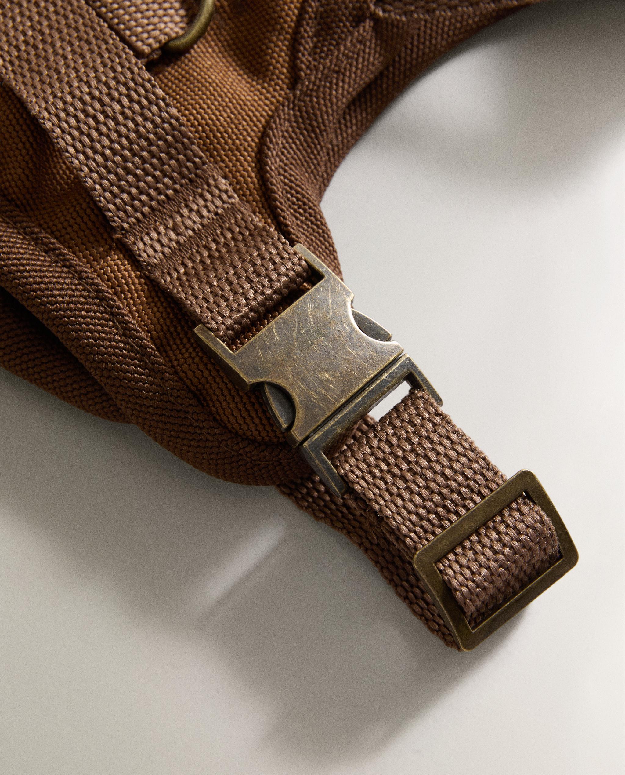 PET HARNESS product thumbnail 6