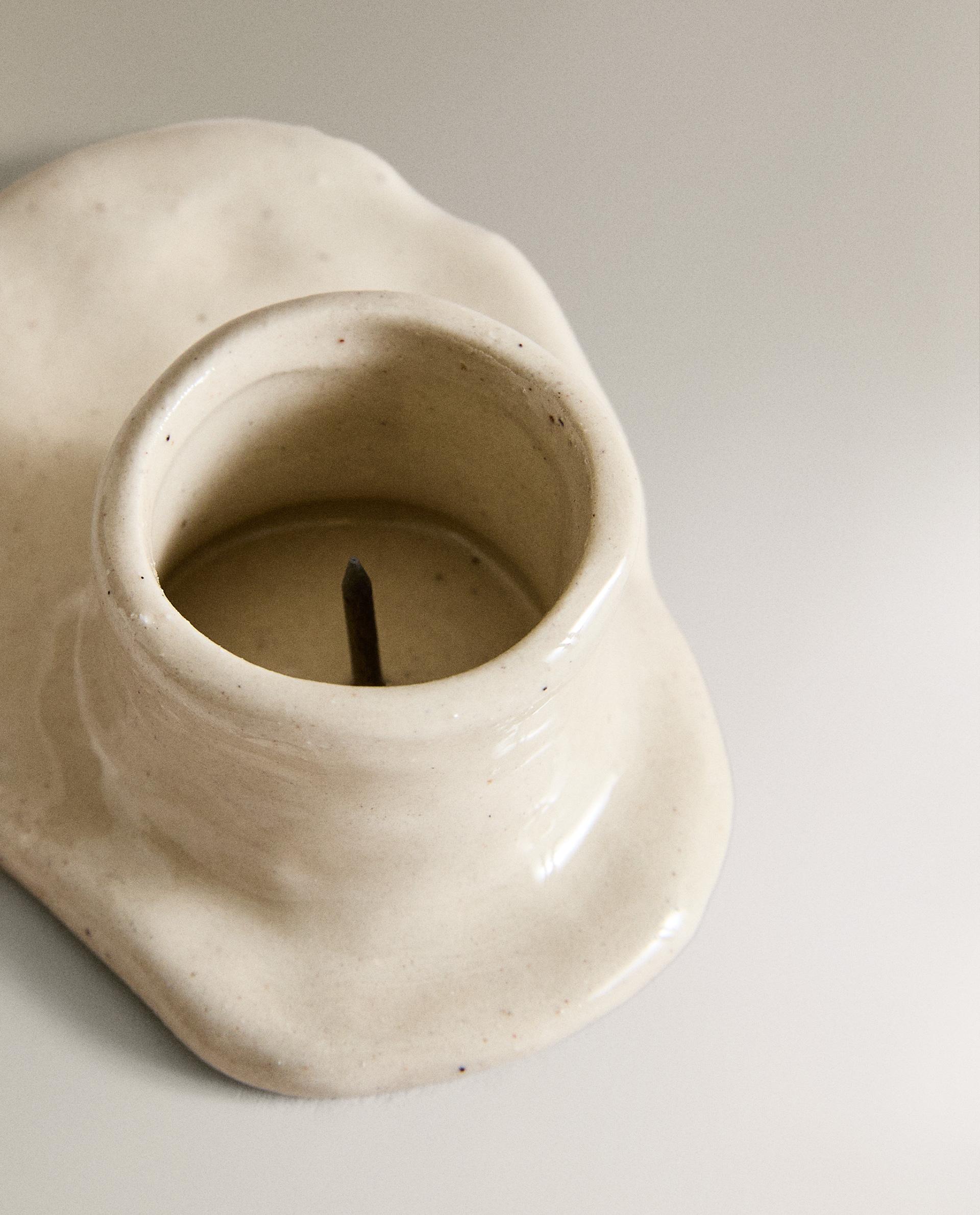 CERAMIC TEALIGHT HOLDER