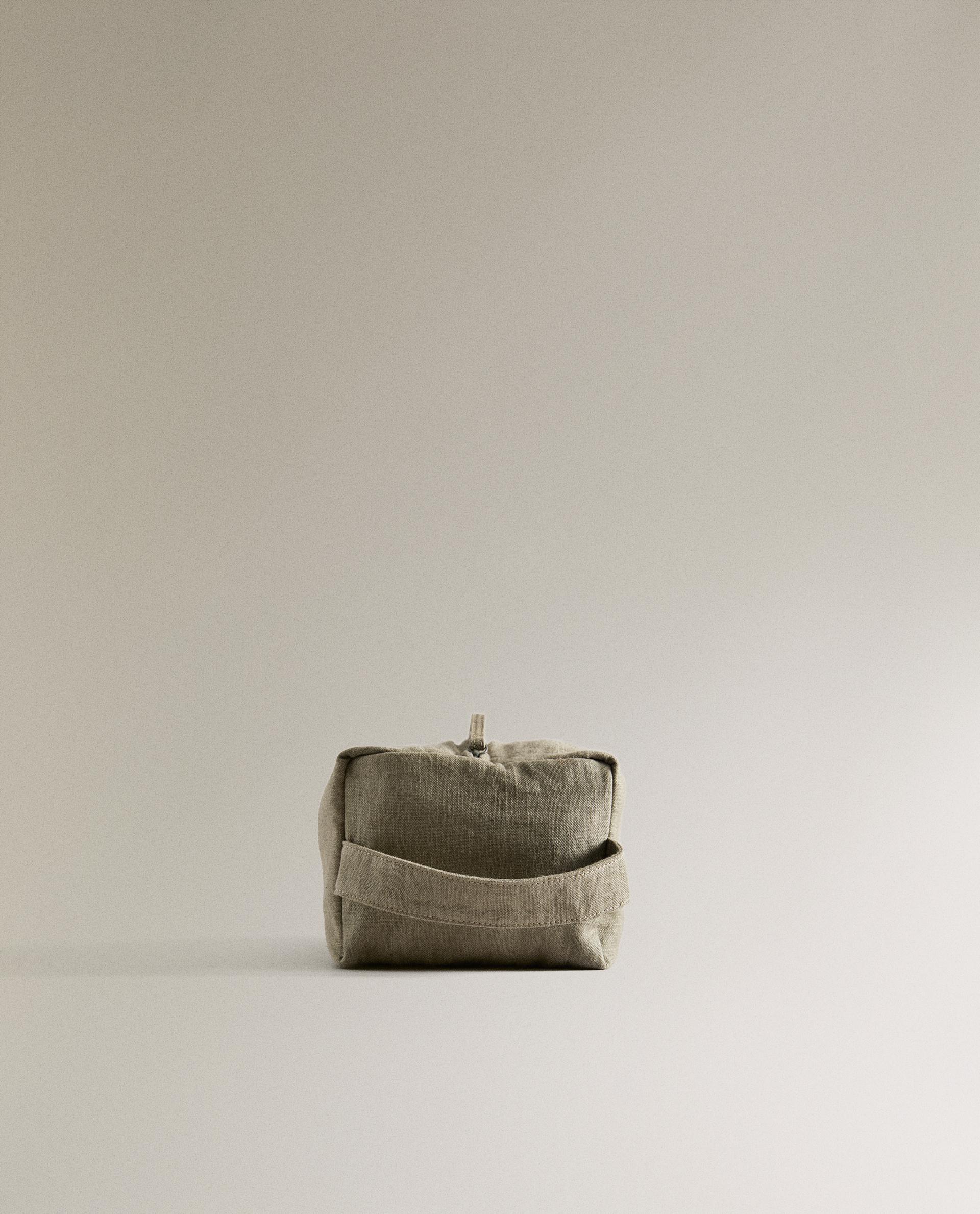 MEDIUM LINEN TOILETRY BAG