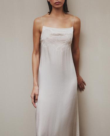 EMBROIDERED COTTON NIGHTGOWN