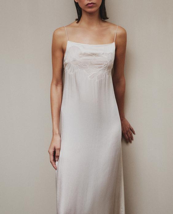 CHEMISE DE NUIT LONGUE SATIN