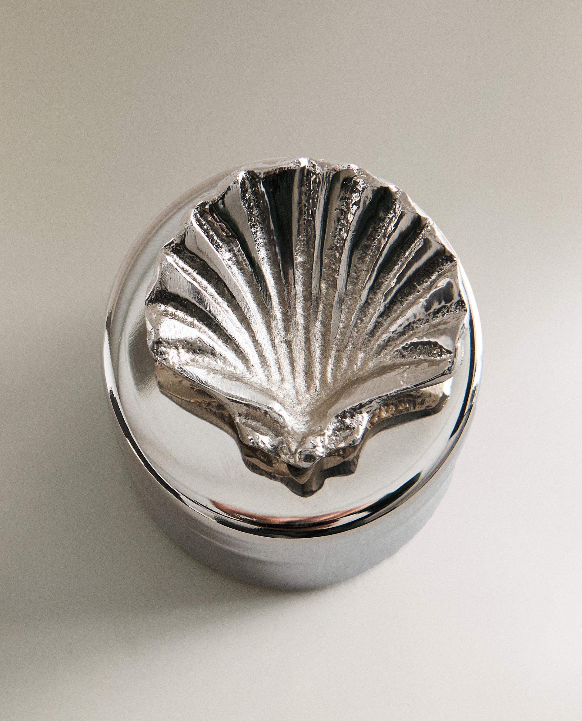 ROUND METAL BOX WITH A SHELL | Zara Home United States of