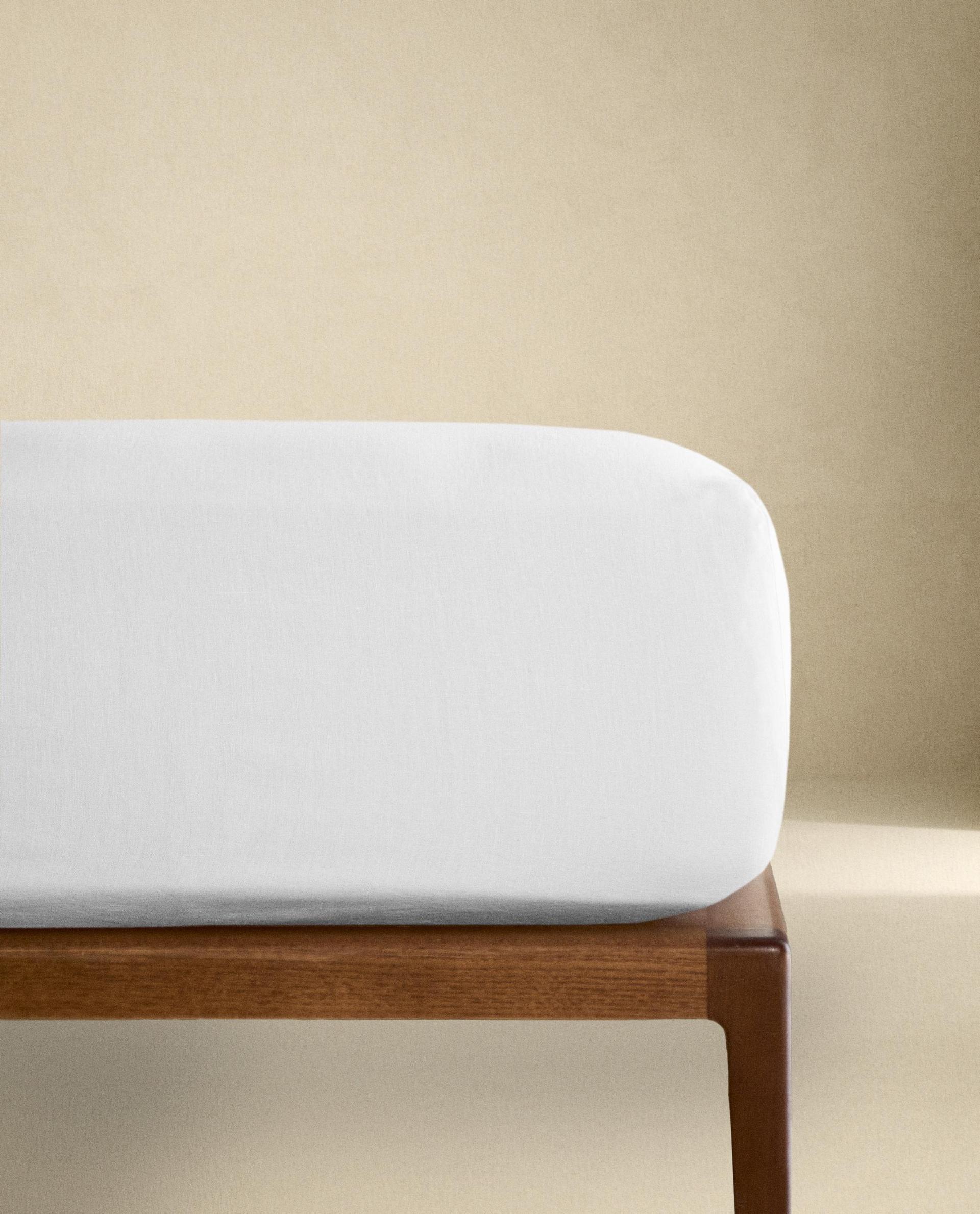 DRA-PÅ-LAKAN I LINNE | 30 CM HÖG (235 GXM²) DRA-PÅ-LAKAN I LINNE | 30 CM HÖG (235 GXM²)