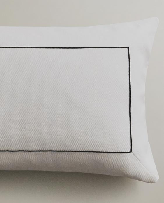 غلاف وسادة بغرزة أنبوبية غلاف وسادة بغرزة أنبوبية