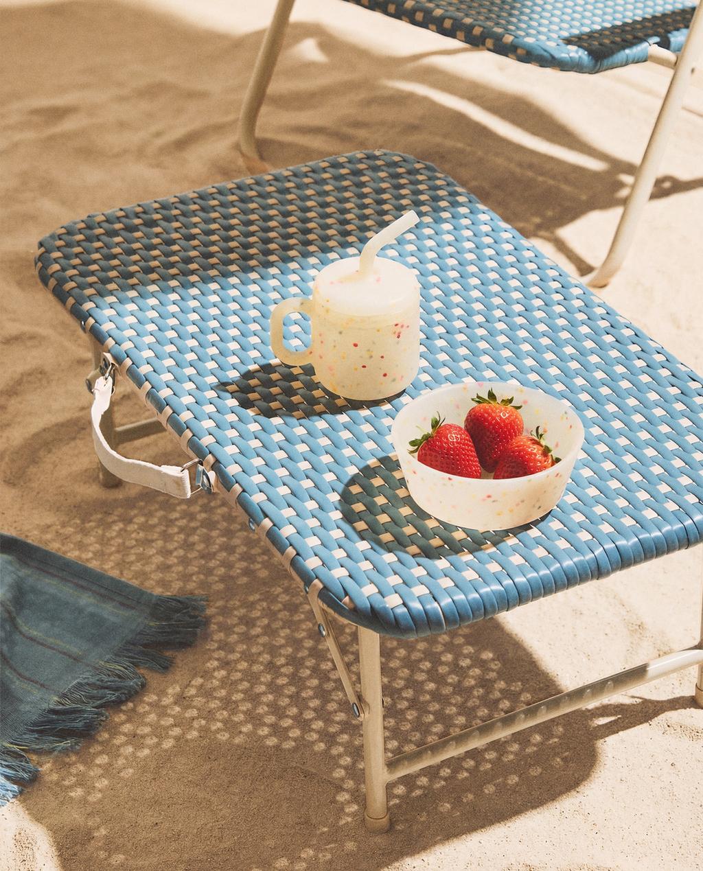 VASSOIO PIEGHEVOLE DA SPIAGGIA