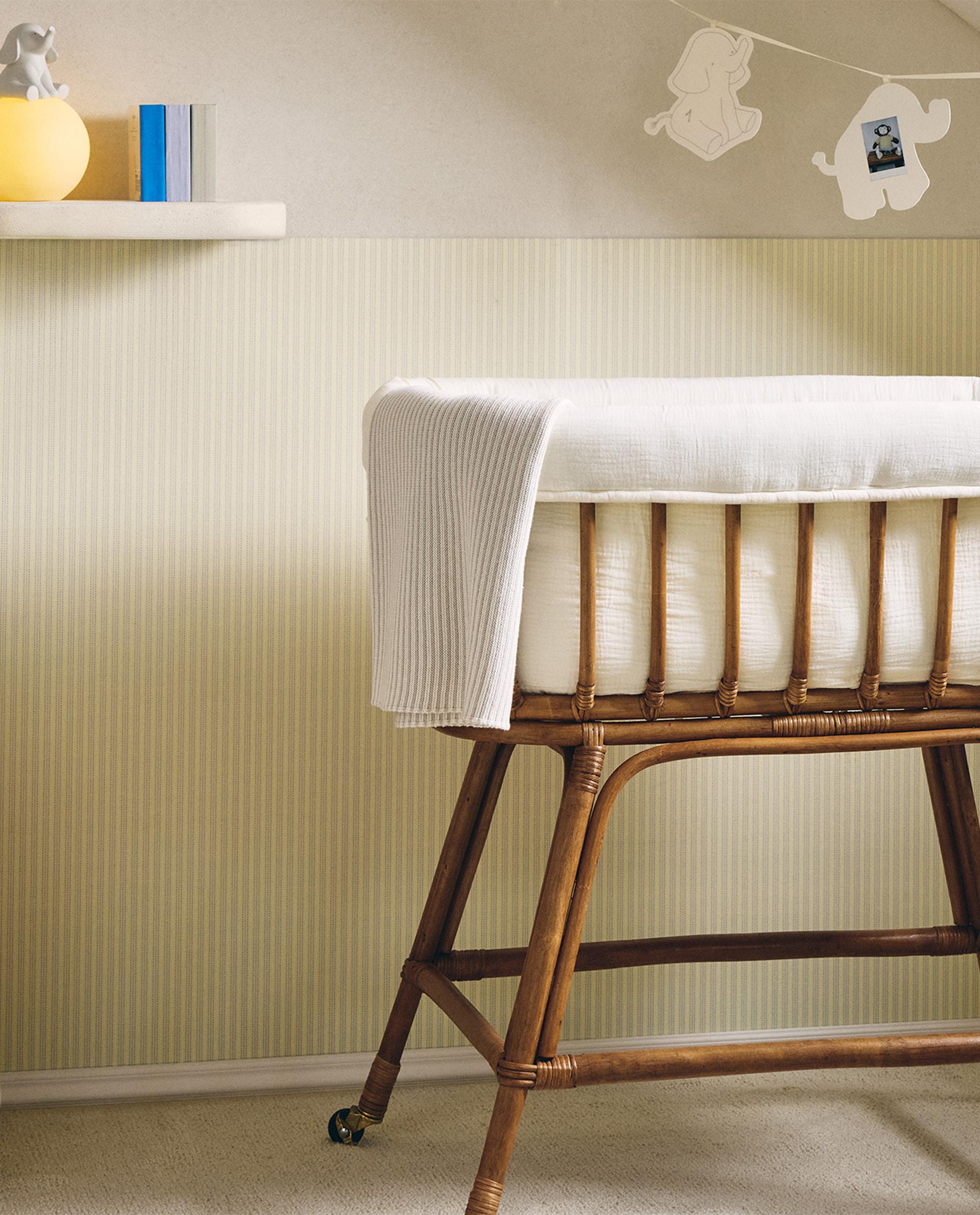 ミニベビーベッドとエレファントアクセサリー | Zara Home 日本/Japan