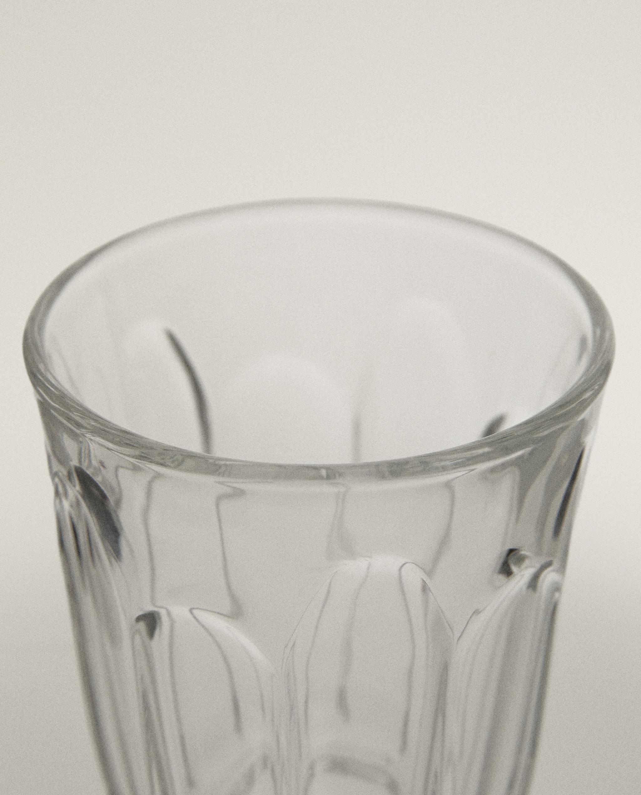COFFEE TUMBLER WITH RAISED DESIGN product thumbnail 2