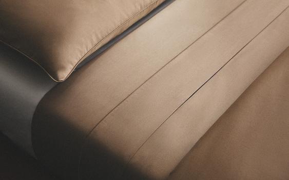 SATIJNEN BOVENLAKEN (500-DRAADS) SATIJNEN BOVENLAKEN (500-DRAADS)