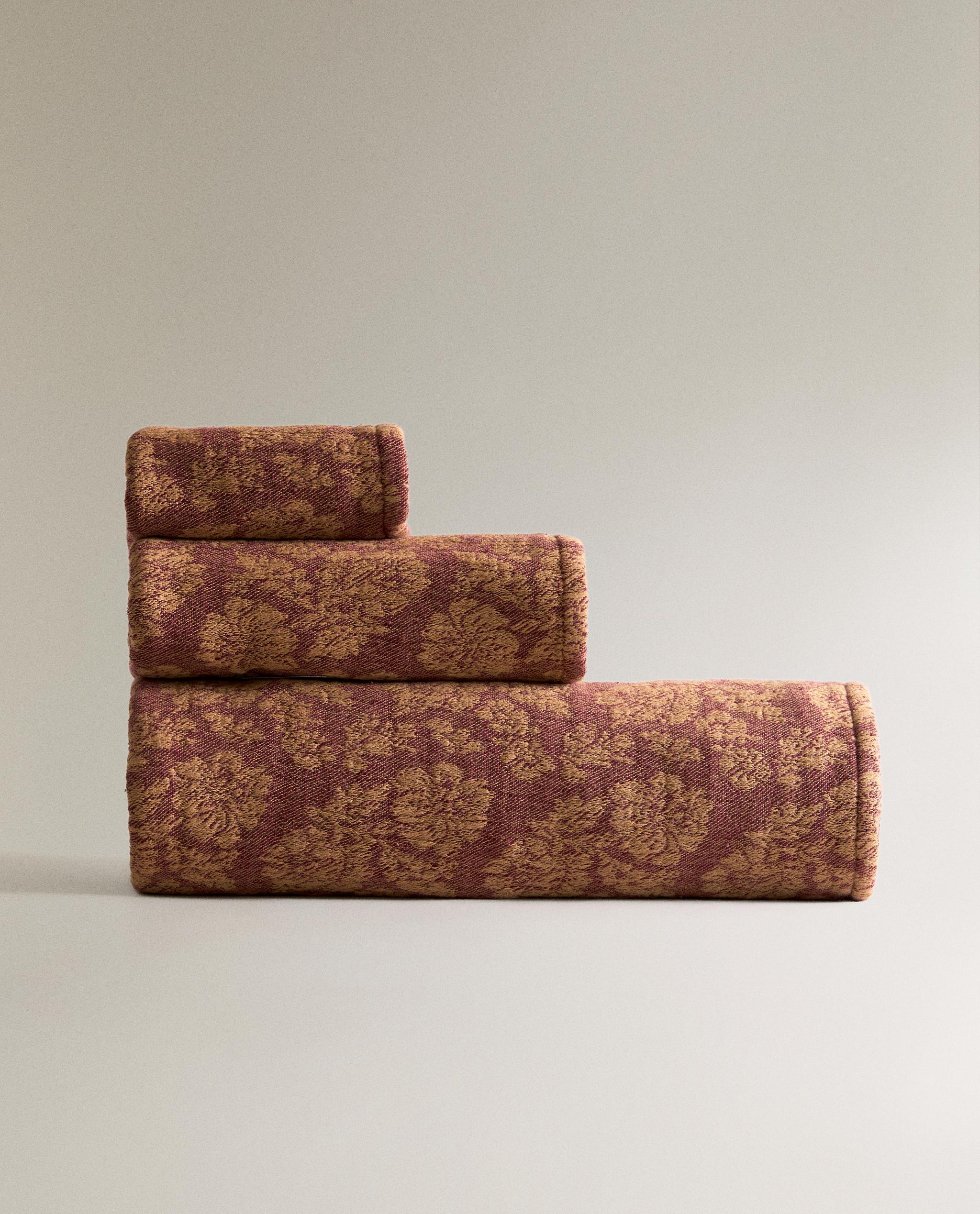 JACQUARD MUSLIN BATH TOWEL product thumbnail 2