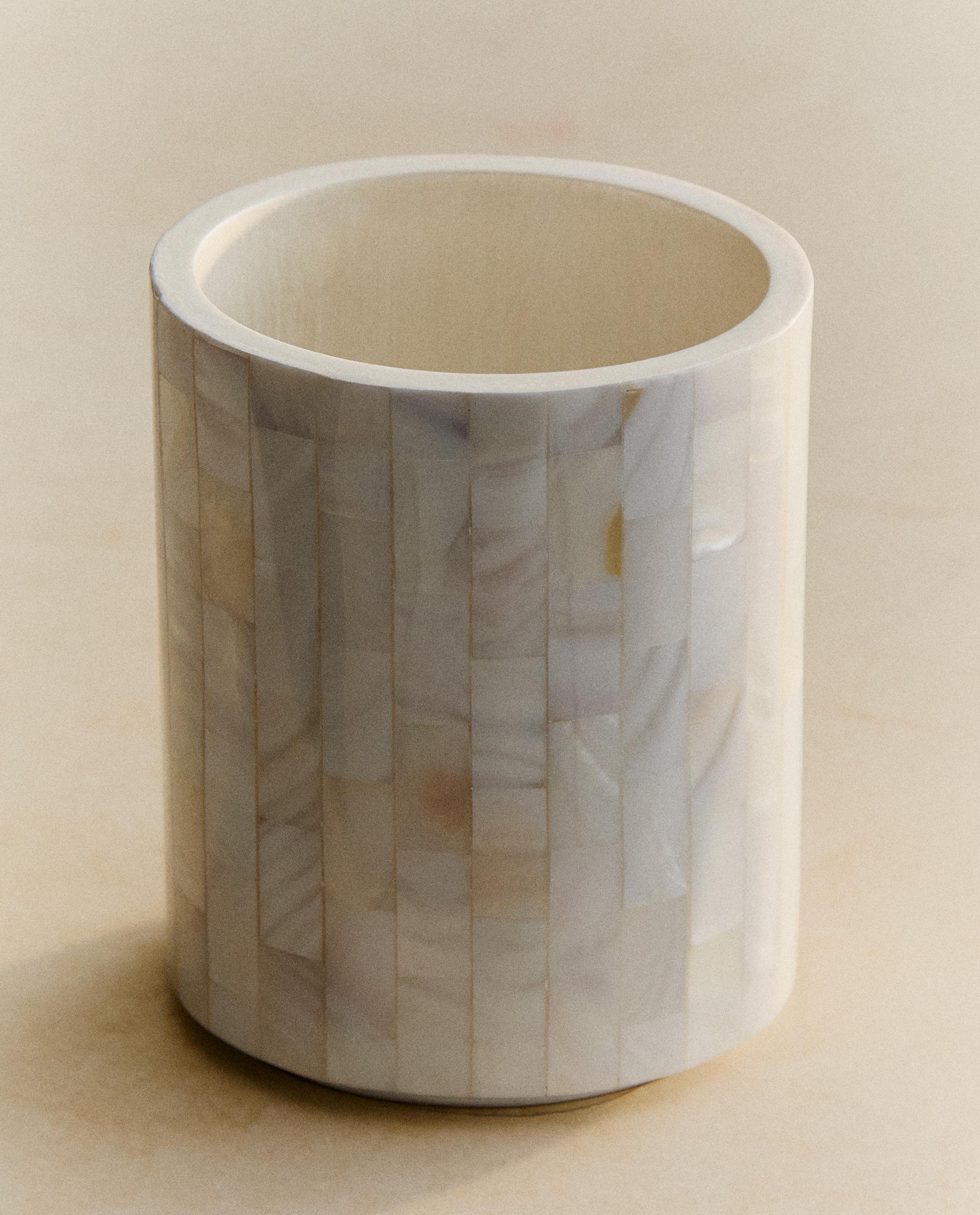 MOTHER-OF-PEARL BATHROOM SET product thumbnail 16