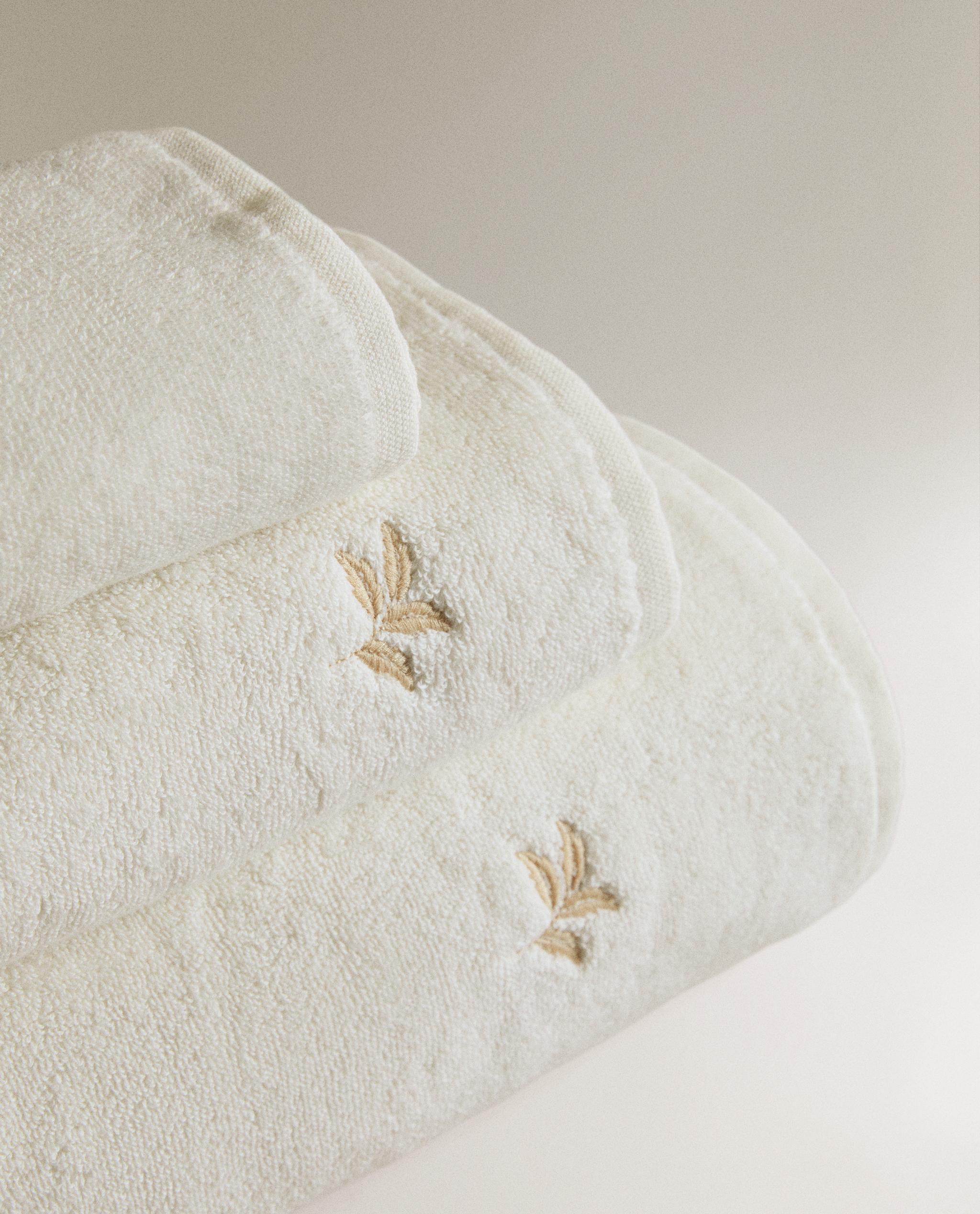 LEAF PRINT COTTON BATH TOWEL product thumbnail 6