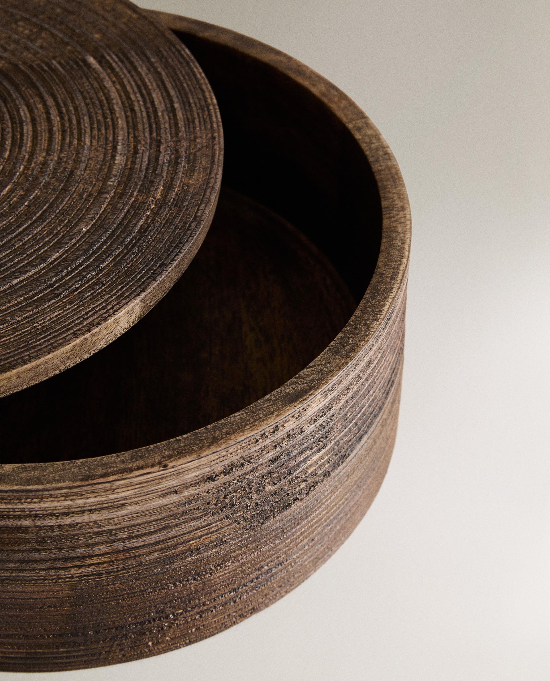 LARGE ROUND WOODEN BOX product thumbnail 3