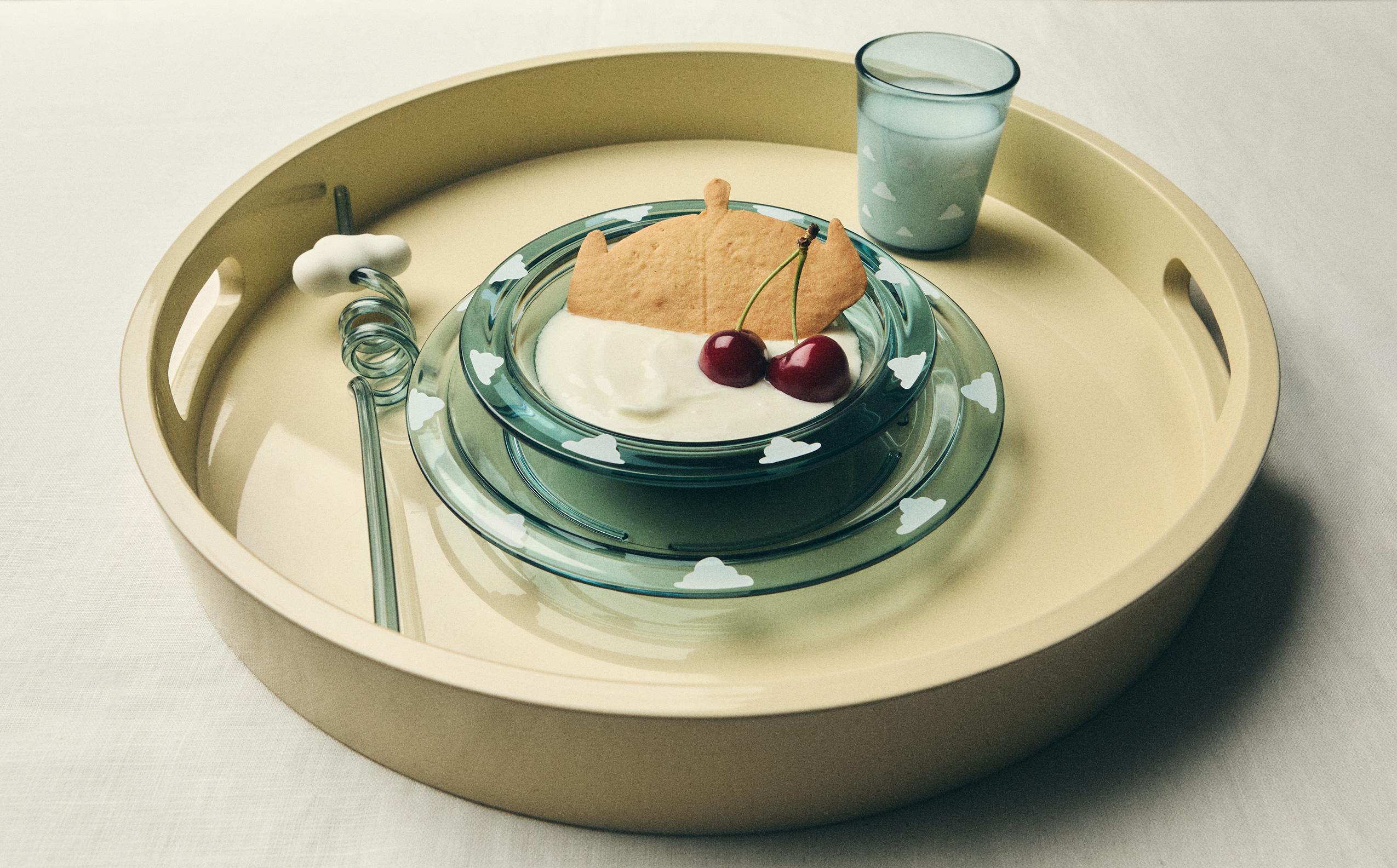 CHILDREN'S CLOUD DINNER SET