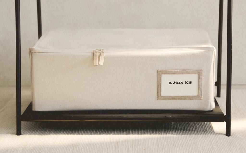 MEDIUM WARDROBE ORGANIZER BOX MEDIUM WARDROBE ORGANIZER BOX