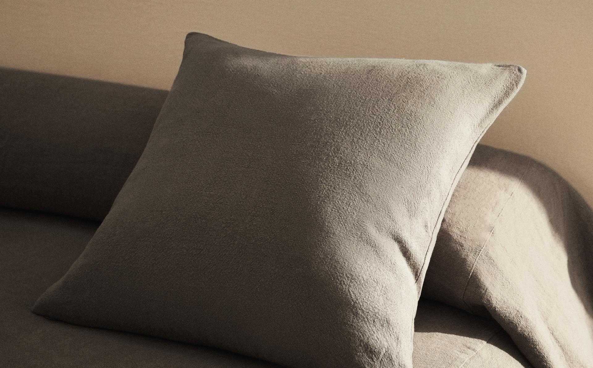 ЛЬНЯНОЙ ЧЕХОЛ ДЛЯ ДЕКОРАТИВНОЙ ПОДУШКИ