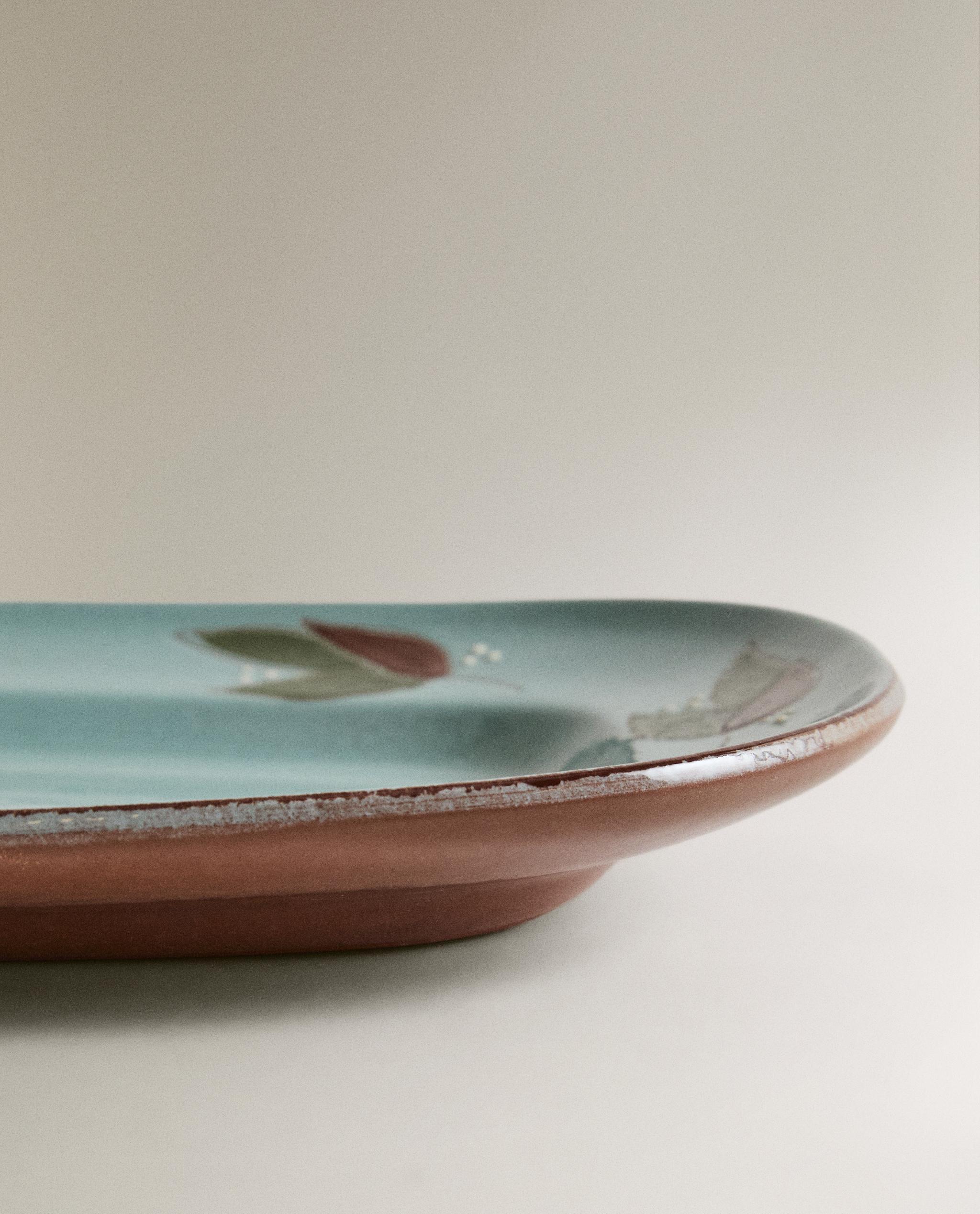 RECTANGULAR LEAF EARTHENWARE SERVING DISH product thumbnail 4