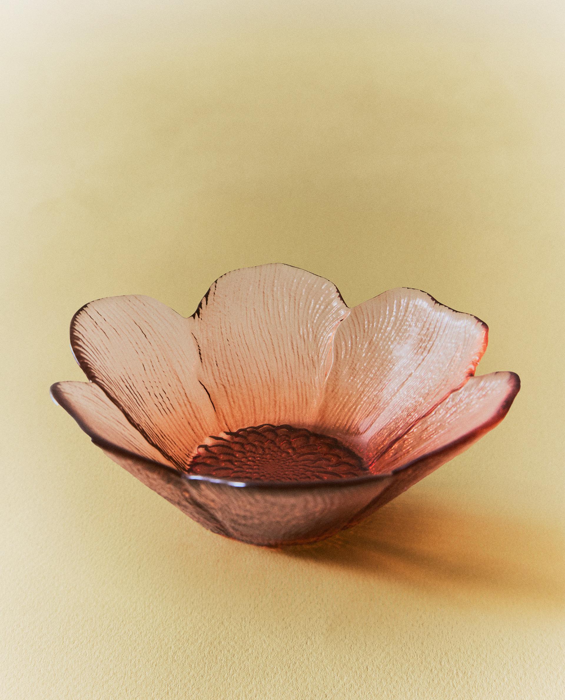 赤いガラス ボウル 花びらデザイン フラワーレリーフ ガラス ボウル | Zara Home 日本/Japan
