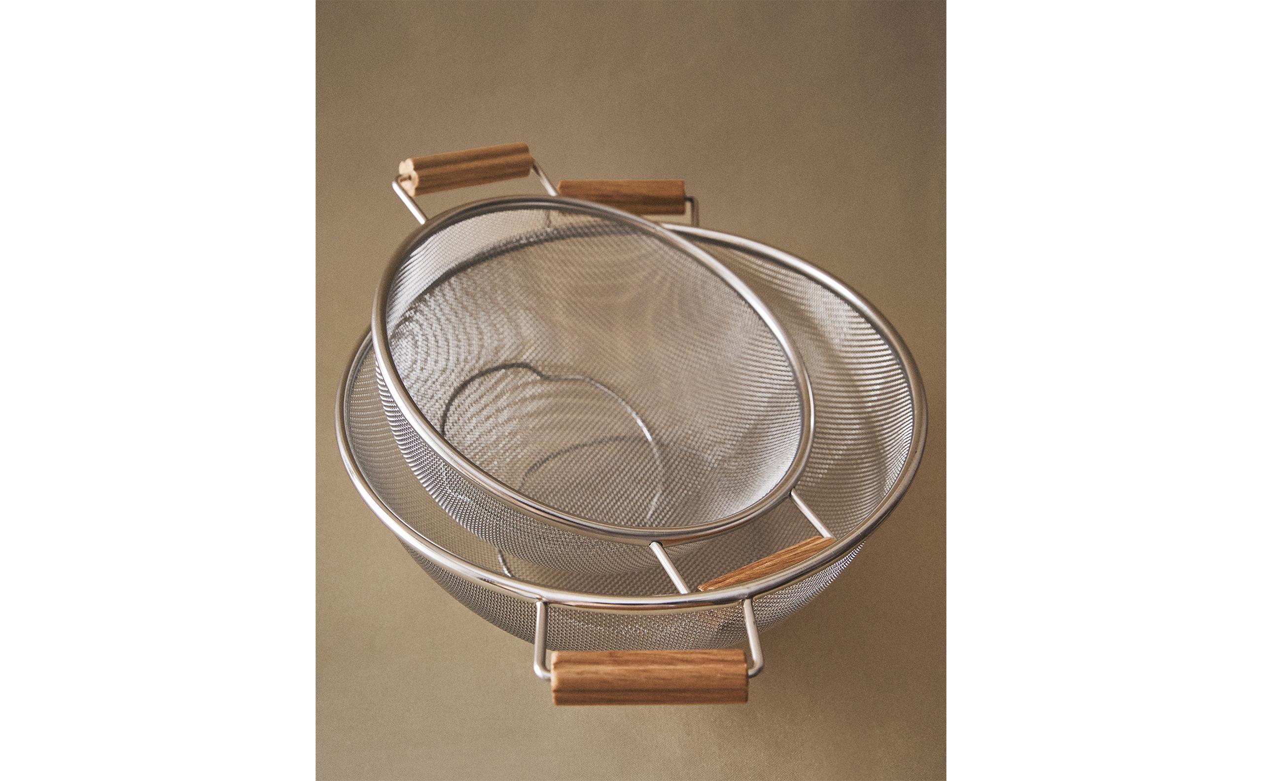 KITCHEN COLANDER WITH WOODEN HANDLES product thumbnail 9