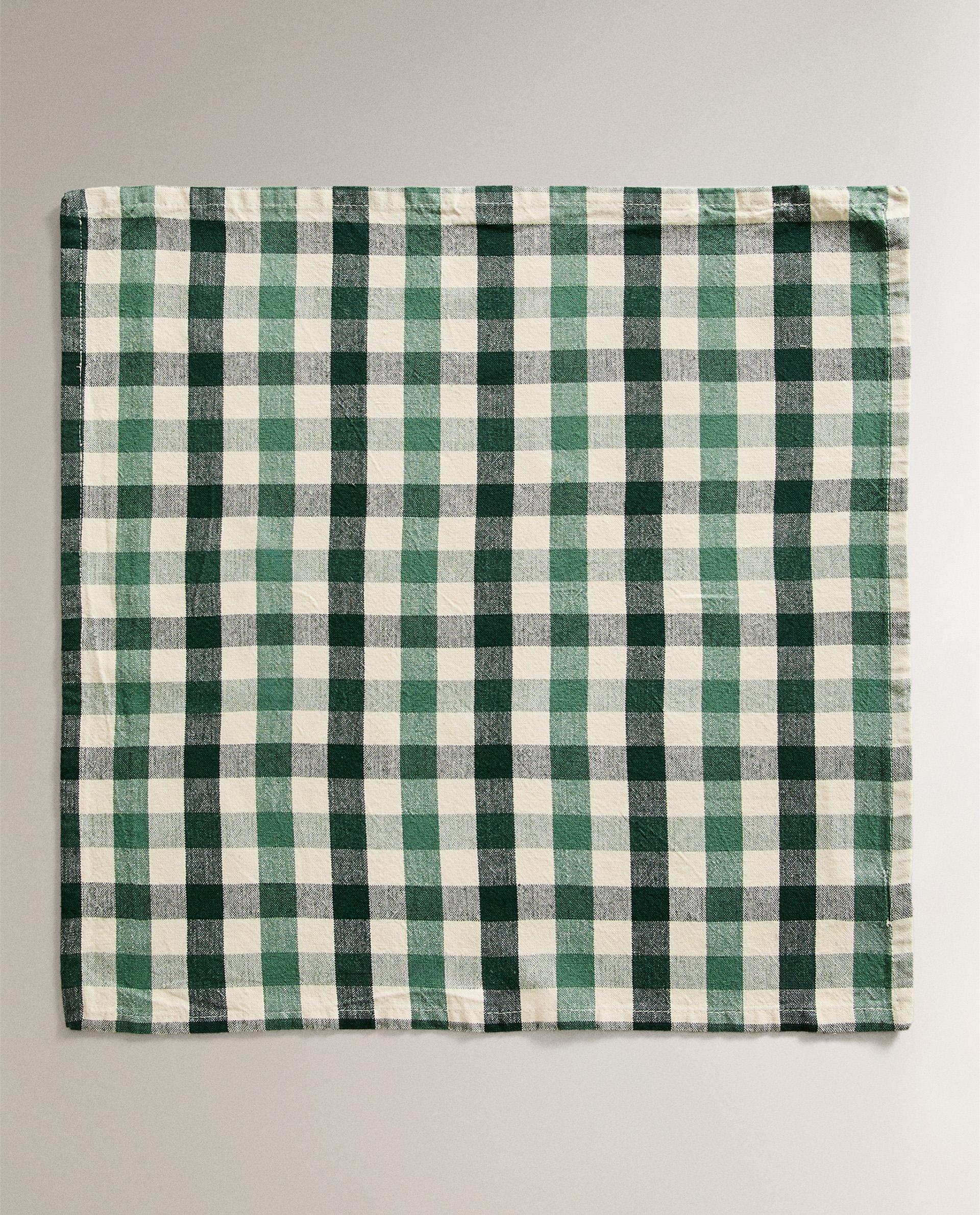 20 servetten Kerstman verdeeld geschenken | Santa | Winter | Kerstmis | tafeldecoratie 33 x 33 cm