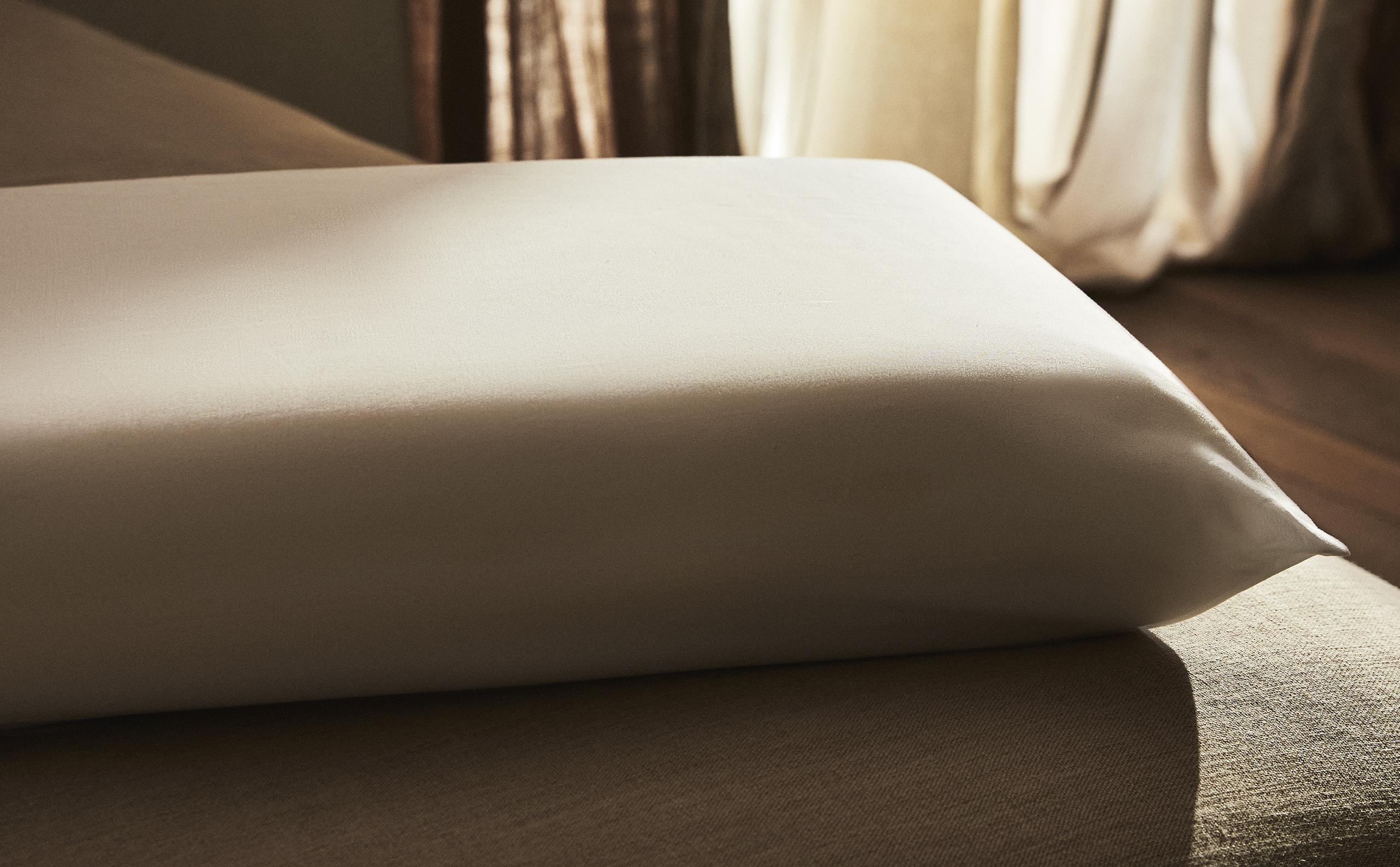 VISCOELASTIC BLOCK PILLOW product thumbnail 12