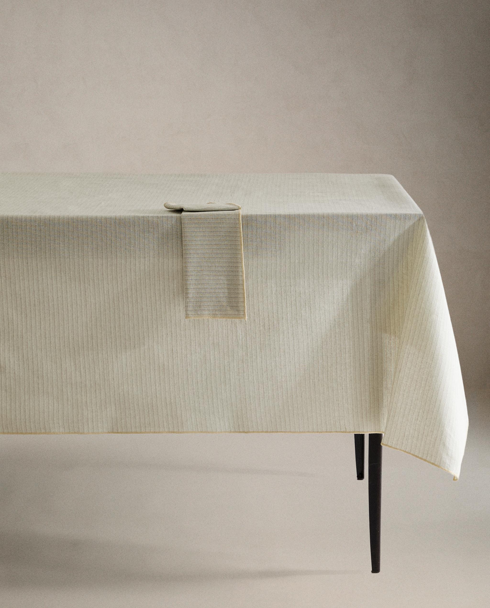 オーバーロック ストライプ テーブルクロス | Zara Home 日本/Japan