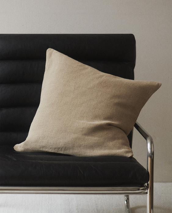 PLAIN WASHED LINEN QUILTED CUSHION COVER PLAIN WASHED LINEN QUILTED CUSHION COVER