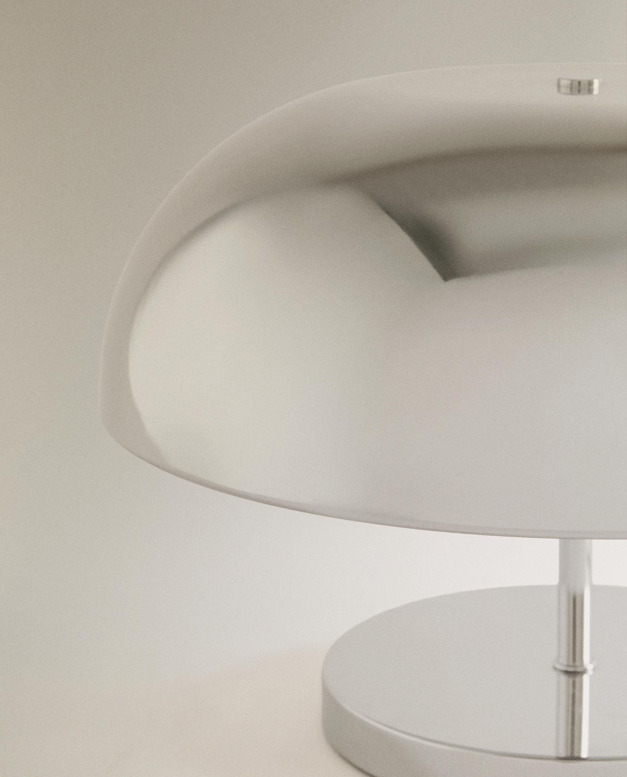 IRON SEMI-SPHERICAL TABLE LAMP product thumbnail 5