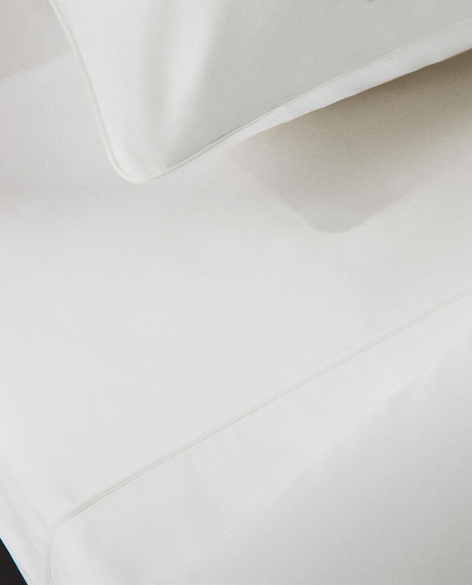 PERCALE COTTON FLAT SHEET (300 THREAD COUNT) product thumbnail 7