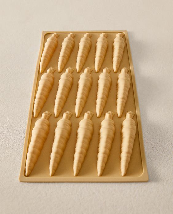 MOLDE REPOSTERÍA ZANAHORIA MOLDE REPOSTERÍA ZANAHORIA