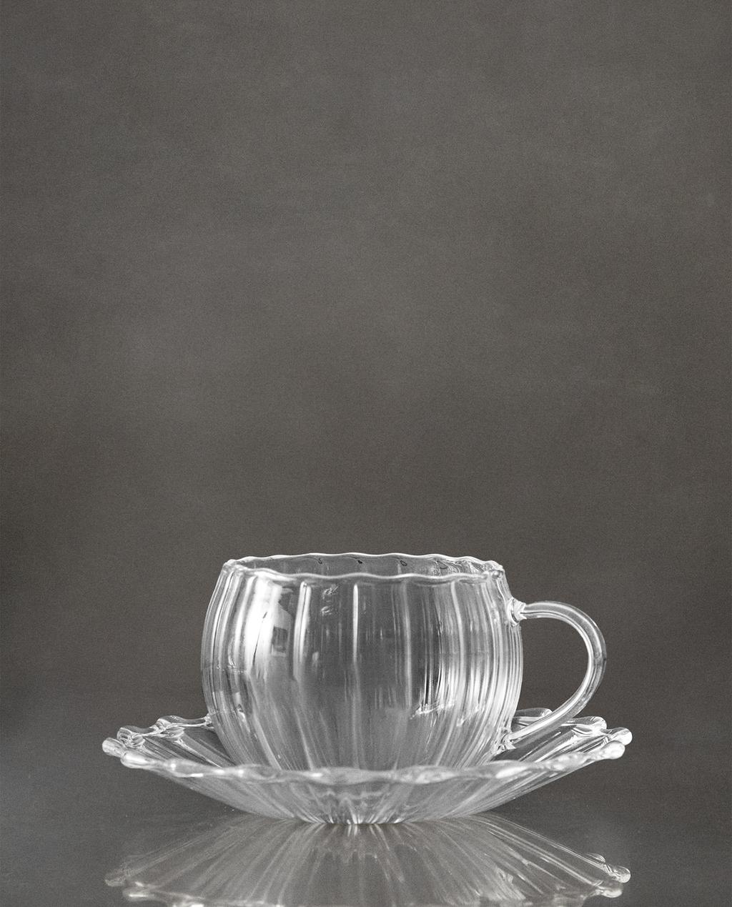 BOROSILICATE GLASS MUG