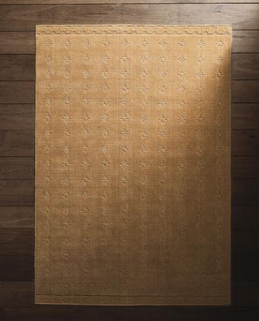 DIAMOND WOOL AREA RUG