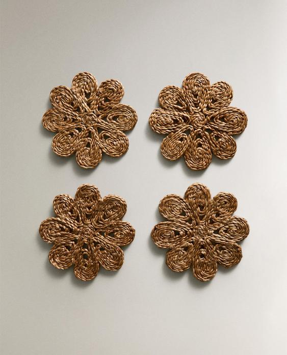 PACK OF RAFFIA COASTERS (PACK OF 4) PACK OF RAFFIA COASTERS (PACK OF 4)