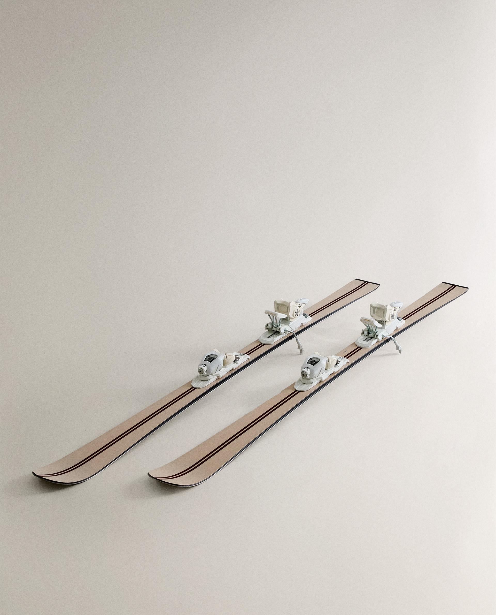 KUSTOM SKIS