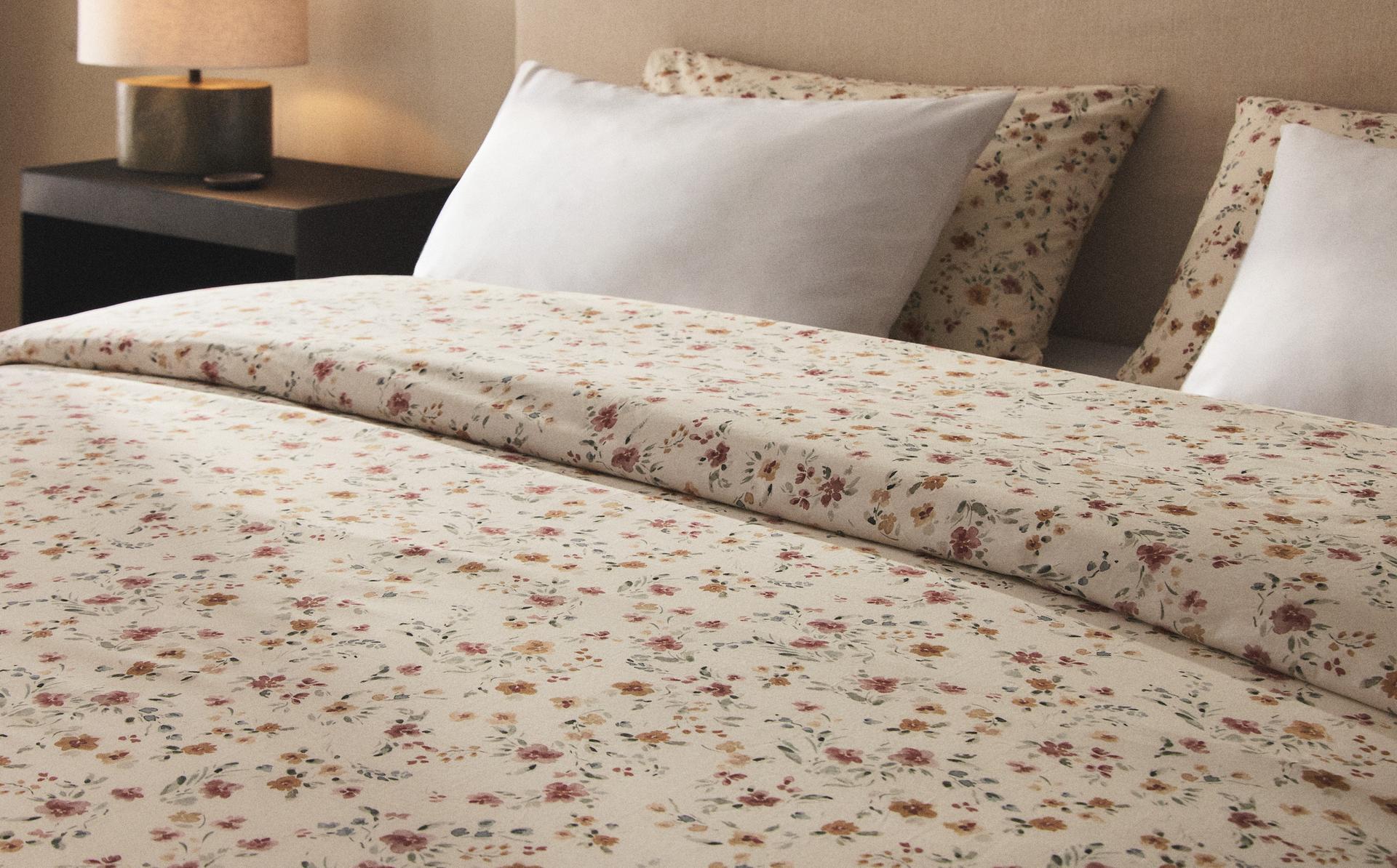 FLORAL COTTON PERCALE DUVET COVER (200 THREAD COUNT) FLORAL COTTON PERCALE DUVET COVER (200 THREAD COUNT)