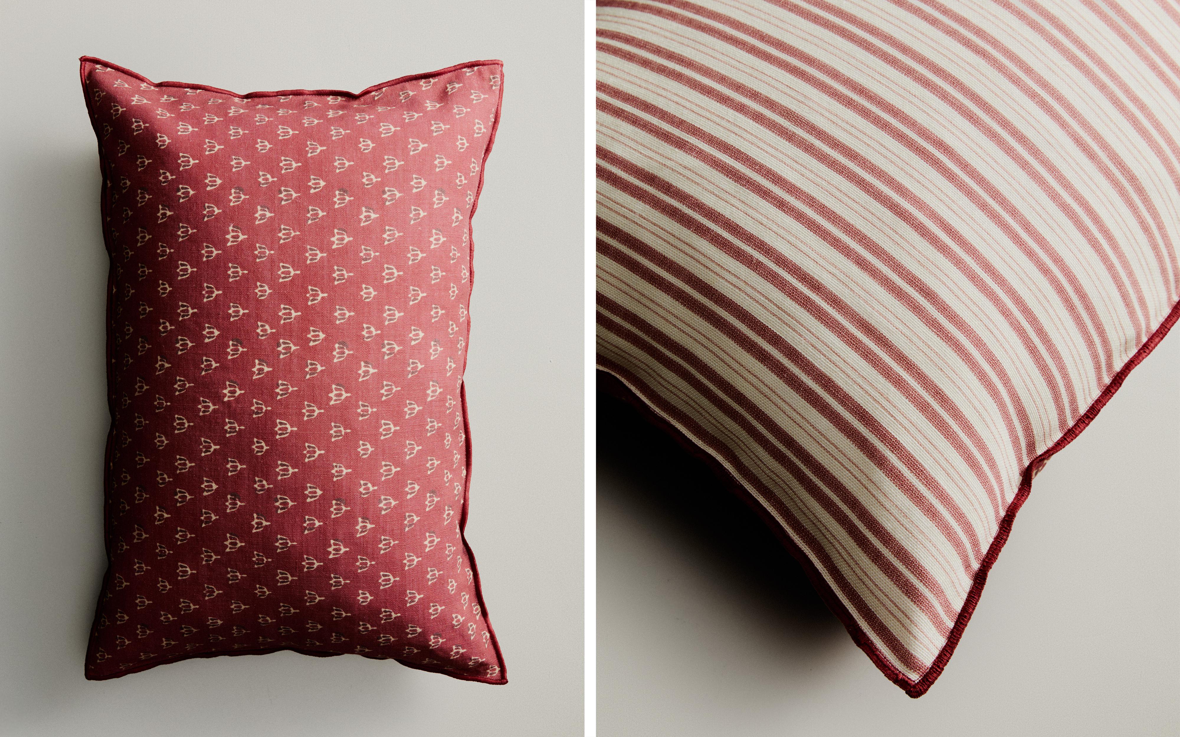STRIPED AND FLORAL CUSHION COVER