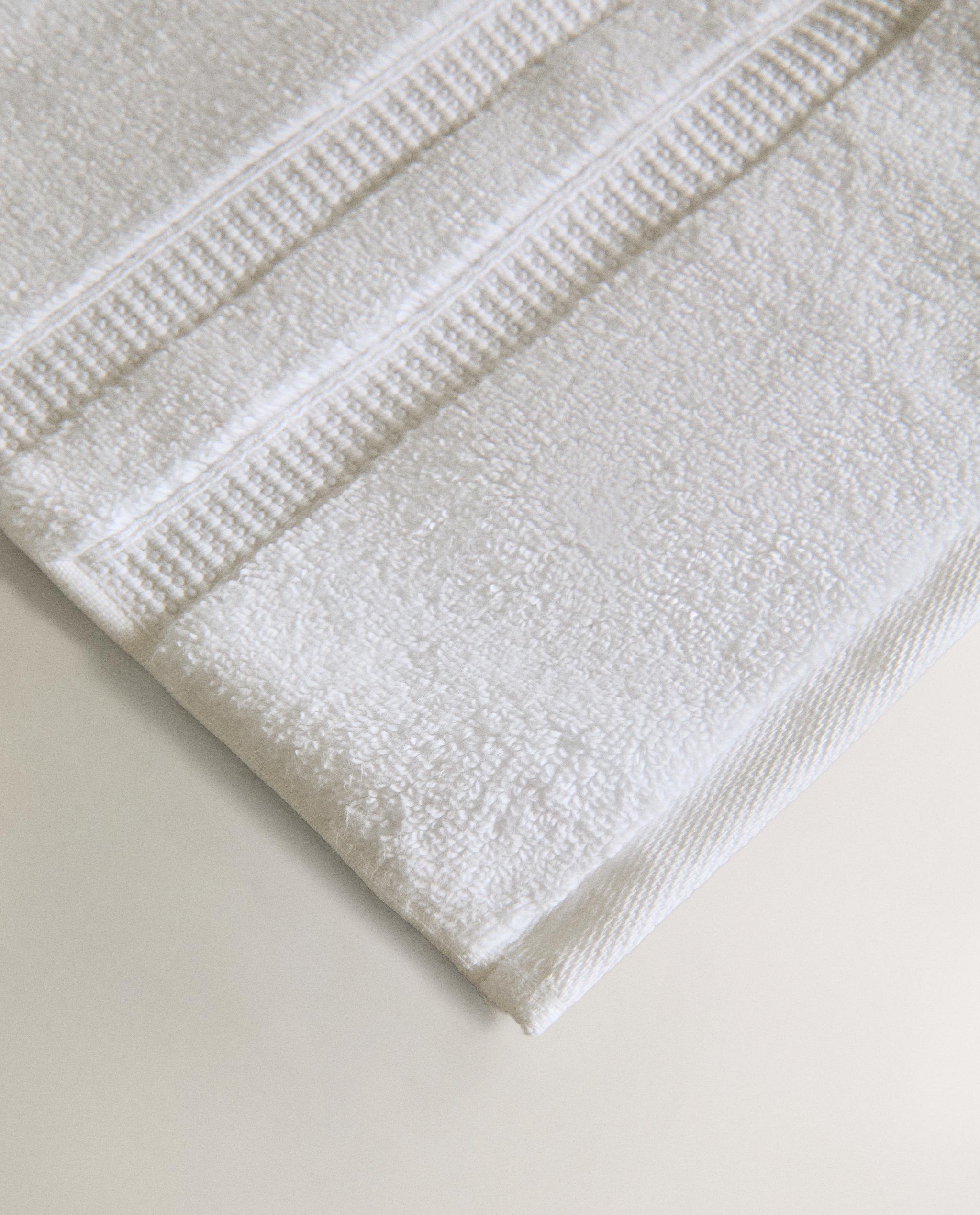 EXTRA SOFT DOUBLE BORDER BATH TOWEL product thumbnail 9